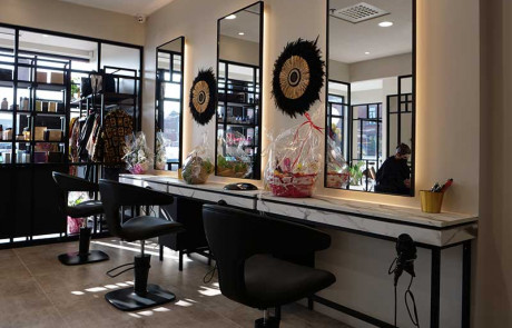 Espace coiffure pour femmes à Houdeng-Goegnies